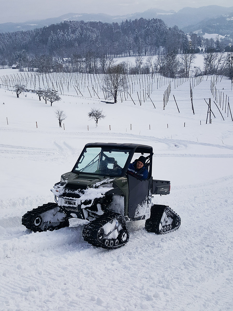 Wintereinsatz SSV Raupenfahrwerk